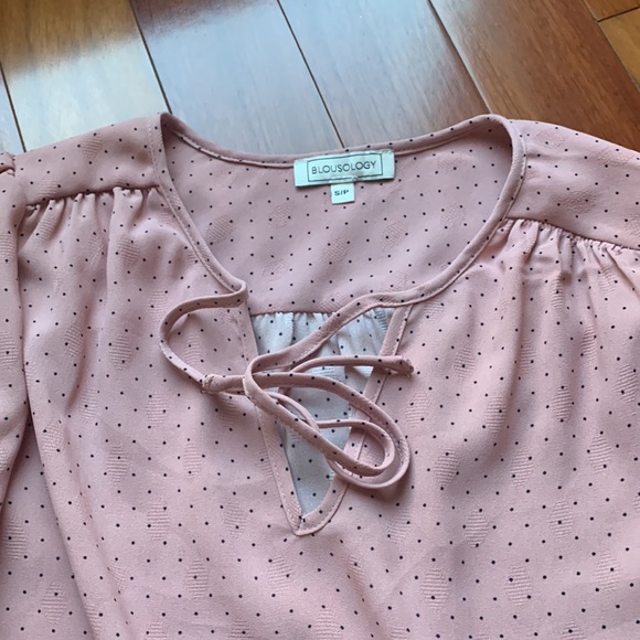 Blousology long sleeve blouse. - Picture 3 of 4